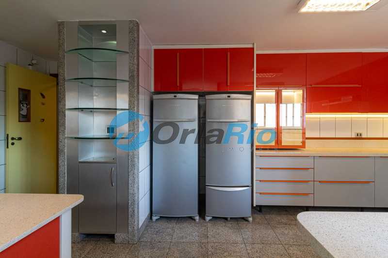 Conheça Copa cozinha do imóvel - Cobertura à venda Avenida Atlântica, Copacabana, Rio de Janeiro - R$ 13.175.000 - OLCO40028 - 28 Copa cozinha - 28