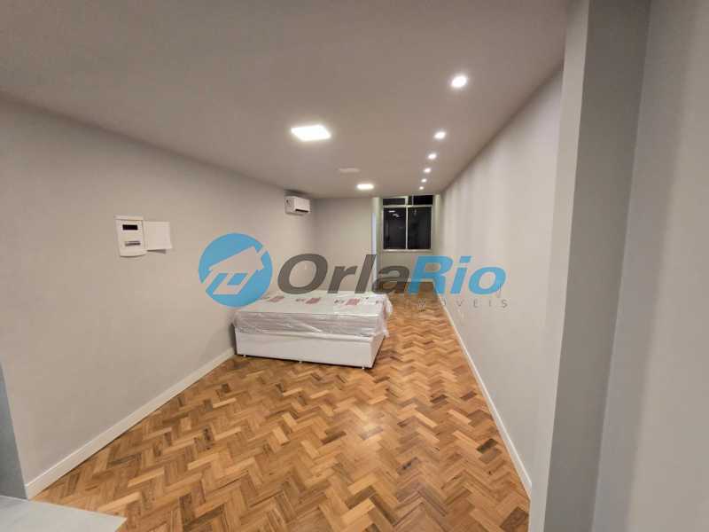 Conheça Sala/quarto do imóvel - Kitnet/Conjugado 36m² à venda Rua Gustavo Sampaio, Leme, Rio de Janeiro - R$ 700.000 - OLKI00166 - 11 Sala/quarto - 11