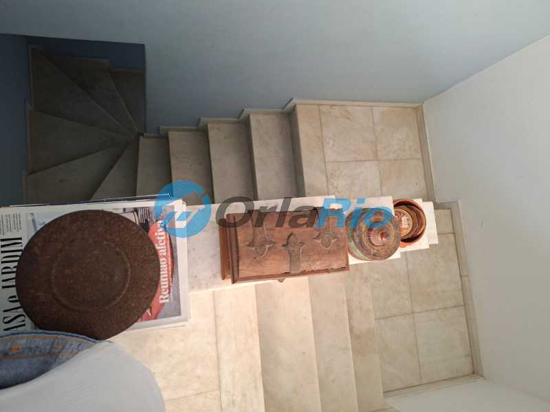 Conheça ACESSO AO SEGUNDO ANDAR do imóvel - Cobertura à venda Rua Gustavo Sampaio, Leme, Rio de Janeiro - R$ 2.600.000 - OLCO40040 - 15 ACESSO AO SEGUNDO ANDAR - 15
