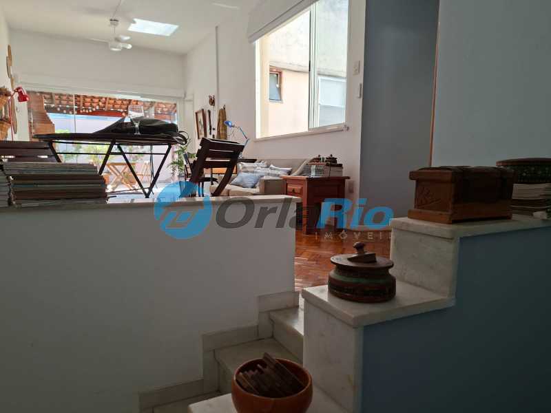 Conheça ACESSO PISO 2 do imóvel - Cobertura à venda Rua Gustavo Sampaio, Leme, Rio de Janeiro - R$ 2.600.000 - OLCO40040 - 16 ACESSO PISO 2 - 16