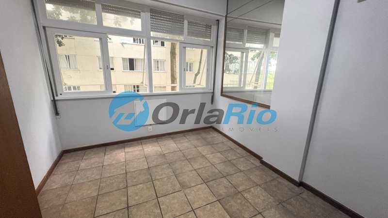 Conheça Quarto do imóvel - Kitnet/Conjugado 23m² à venda Avenida Atlântica, Copacabana, Rio de Janeiro - R$ 750.000 - OLKI00205 - 12 Quarto - 12