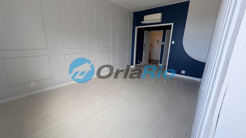 Conheça SALA do imóvel - Apartamento à venda Avenida Atlântica, Leme, Rio de Janeiro - R$ 1.900.000 - OLAP20626 - 3 SALA - 3