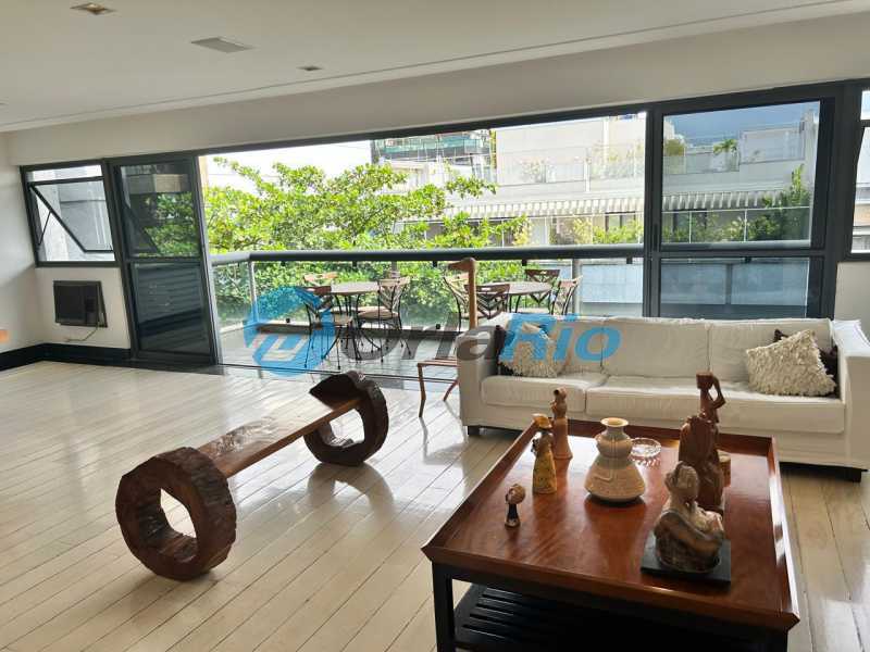 Conheça 5º andar - Sala principal do imóvel - Cobertura à venda Rua Redentor, Ipanema, Rio de Janeiro - R$ 13.500.000 - OLCO40045 - 13 5º andar - Sala principal - 13