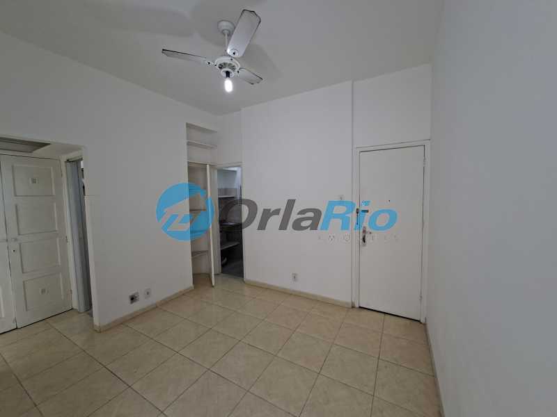 Conheça SALA do imóvel - Apartamento à venda Rua Silva Castro, Copacabana, Rio de Janeiro - R$ 440.000 - OLAP10402 - 3 SALA - 3