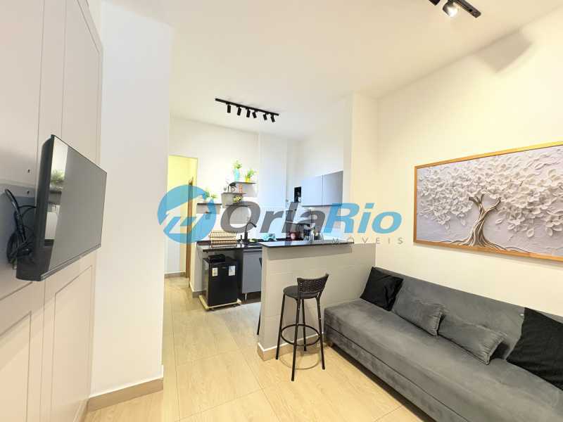 Conheça SALA do imóvel - Kitnet/Conjugado 29m² à venda Avenida Nossa Senhora de Copacabana, Copacabana, Rio de Janeiro - R$ 765.000 - OLKI00206 - 3 SALA - 3
