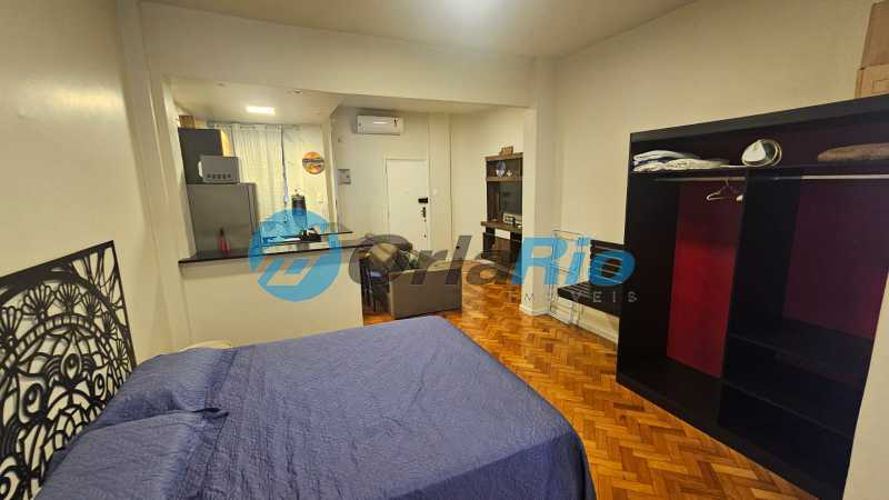 Conheça sala do imóvel - Kitnet/Conjugado 38m² à venda Rua Barata Ribeiro, Copacabana, Rio de Janeiro - R$ 620.000 - OLKI10033 - 11 sala - 11