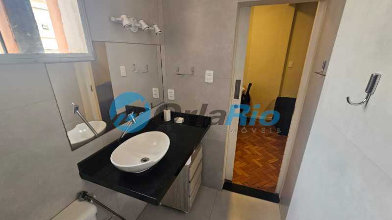 Conheça banheiro do imóvel - Kitnet/Conjugado 38m² à venda Rua Barata Ribeiro, Copacabana, Rio de Janeiro - R$ 620.000 - OLKI10033 - 18 banheiro - 18