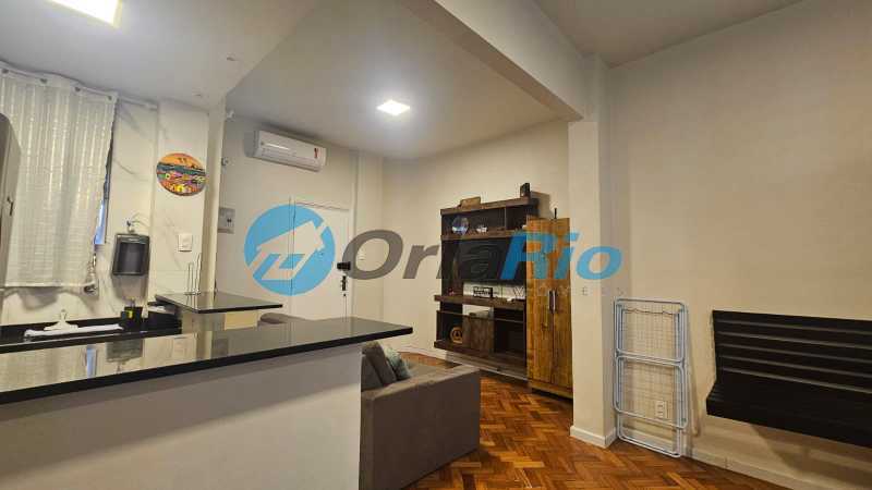 Conheça Detalhe sala e cozinha do imóvel - Kitnet/Conjugado 38m² à venda Rua Barata Ribeiro, Copacabana, Rio de Janeiro - R$ 620.000 - OLKI10033 - 6 Detalhe sala e cozinha - 6