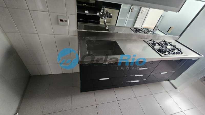 Conheça Cozinha do imóvel - Cobertura à venda Rua Timóteo da Costa, Leblon, Rio de Janeiro - R$ 3.300.000 - OLCO20015 - 22 Cozinha - 22