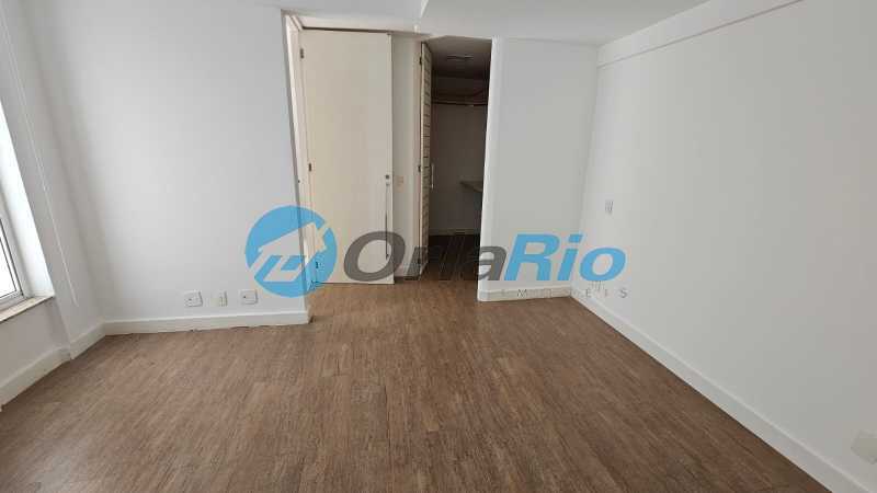 Conheça Quarto 3 - Suite Master do imóvel - Cobertura à venda Rua Timóteo da Costa, Leblon, Rio de Janeiro - R$ 3.300.000 - OLCO20015 - 13 Quarto 3 - Suite Master - 13