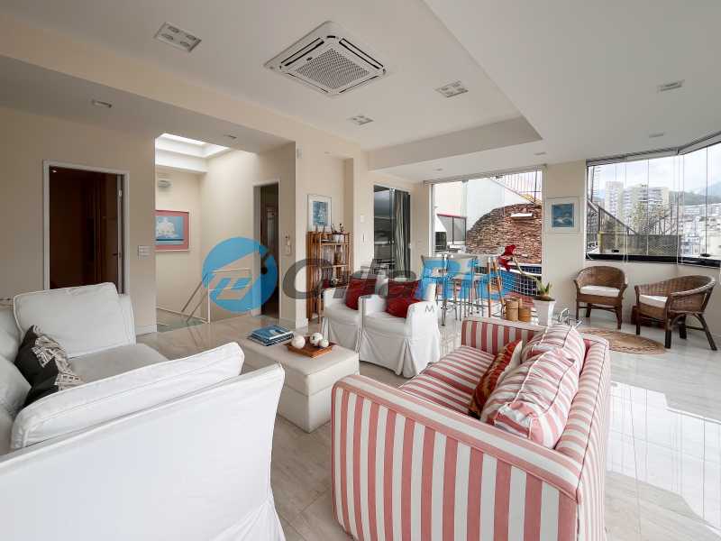 Conheça Vista da sala 2° piso do imóvel - Cobertura à venda Rua Humberto de Campos, Leblon, Rio de Janeiro - R$ 6.850.000 - OLCO40046 - 3 Vista da sala 2° piso - 3