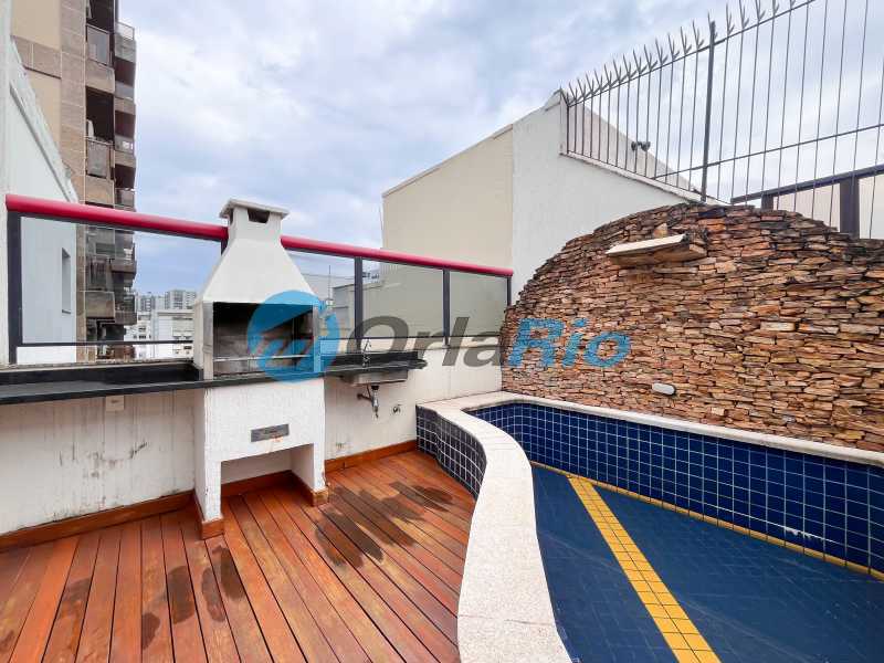 Conheça Churrasqueira e piscina 2° pis do imóvel - Cobertura à venda Rua Humberto de Campos, Leblon, Rio de Janeiro - R$ 6.850.000 - OLCO40046 - 4 Churrasqueira e piscina 2° pis - 4