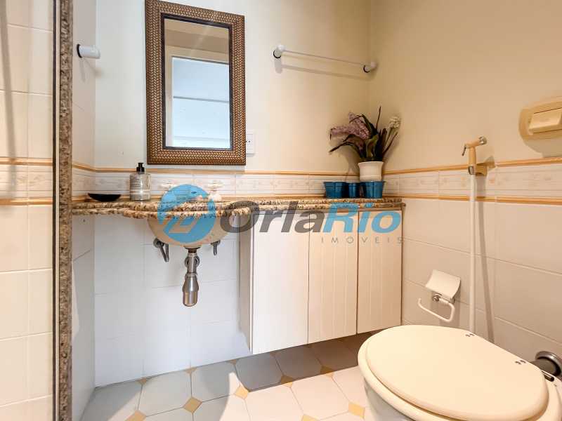 Conheça ban. suíte 3 - 1° piso do imóvel - Cobertura à venda Rua Humberto de Campos, Leblon, Rio de Janeiro - R$ 6.850.000 - OLCO40046 - 16 ban. suíte 3 - 1° piso - 16