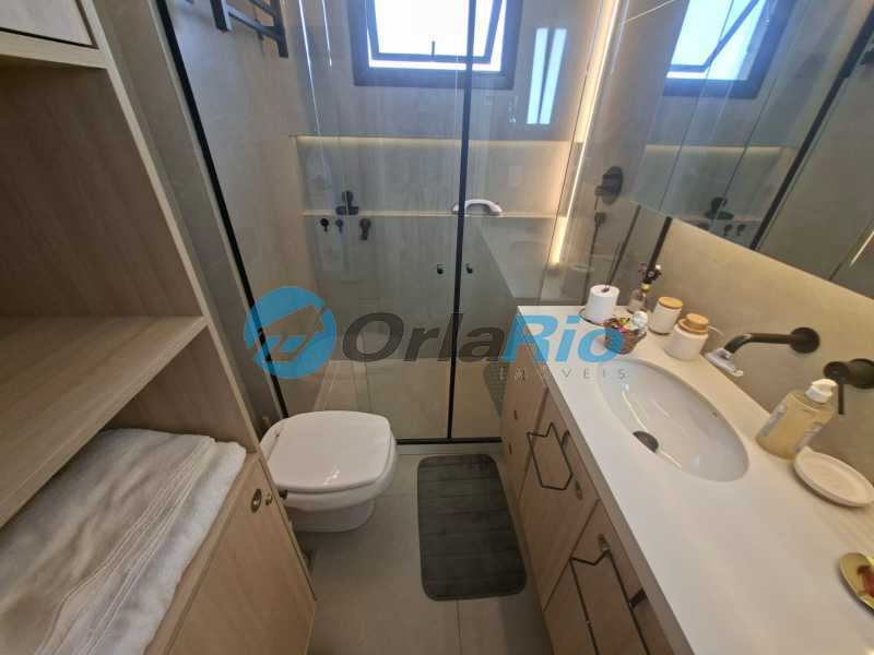 Conheça Banheiro suíte 1 do imóvel - Flat à venda Rua Prudente de Morais, Ipanema, Rio de Janeiro - R$ 3.400.000 - OLFL20011 - 14 Banheiro suíte 1 - 14
