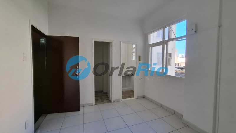 Conheça SALA do imóvel - Kitnet/Conjugado 18m² para alugar Praça da República, Centro, Rio de Janeiro - R$ 600 - OLKI00217 - 2 SALA - 2