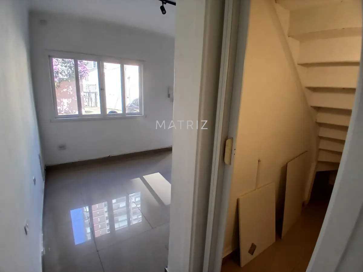 Conheça SALA do imóvel - Casa de Vila à venda Rua Turiassu, Perdizes, São Paulo - R$ 2.200.000 - TURIASSU - 12 SALA - 12