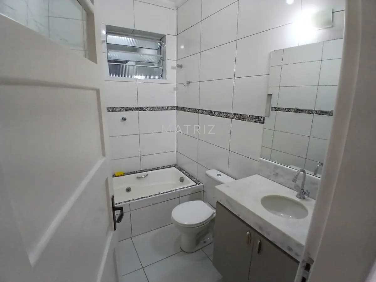 Conheça BANHEIRO do imóvel - Casa de Vila à venda Rua Turiassu, Perdizes, São Paulo - R$ 2.200.000 - TURIASSU - 13 BANHEIRO - 13