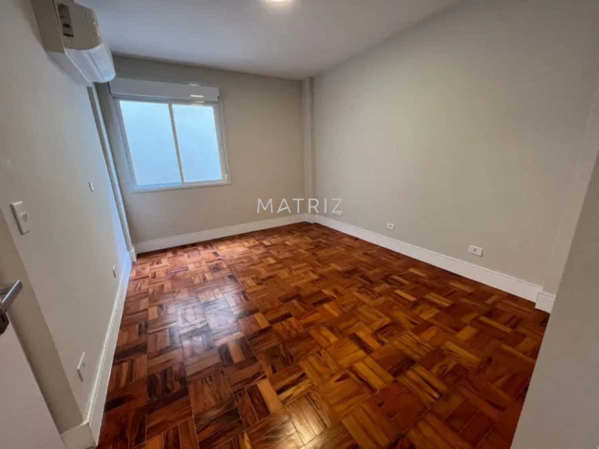 QUARTO - 17