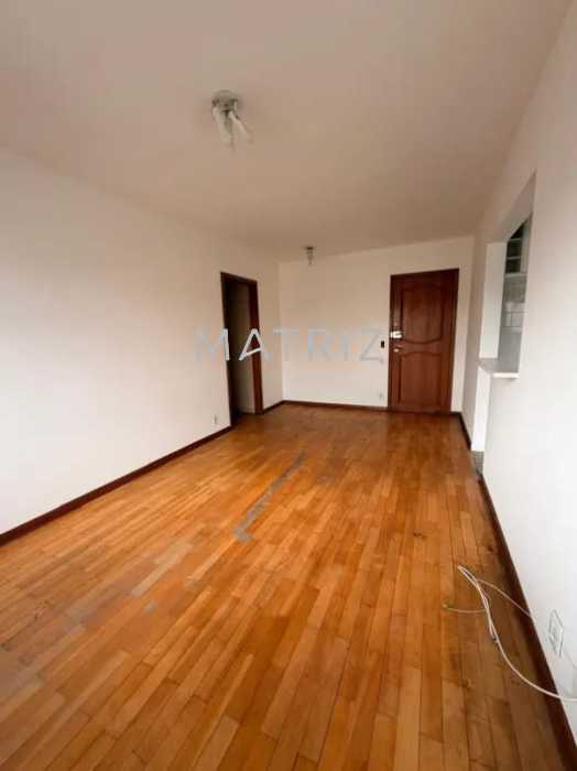 SALA - 1