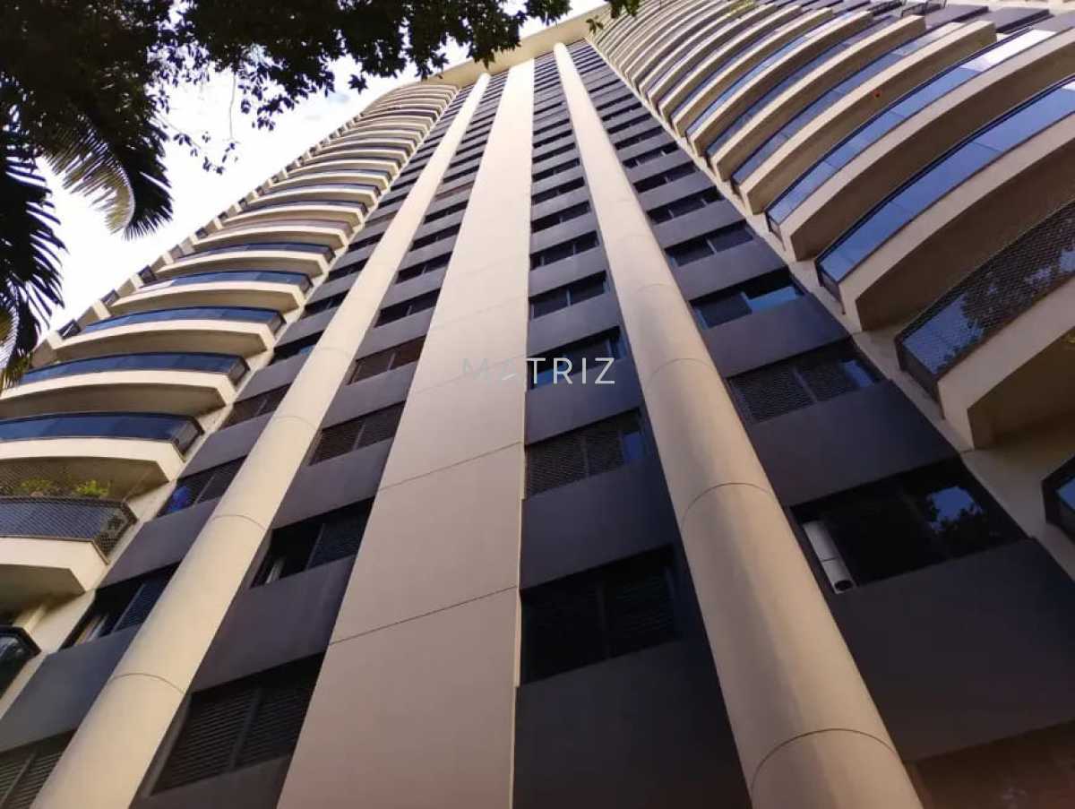 PREDIO - 10