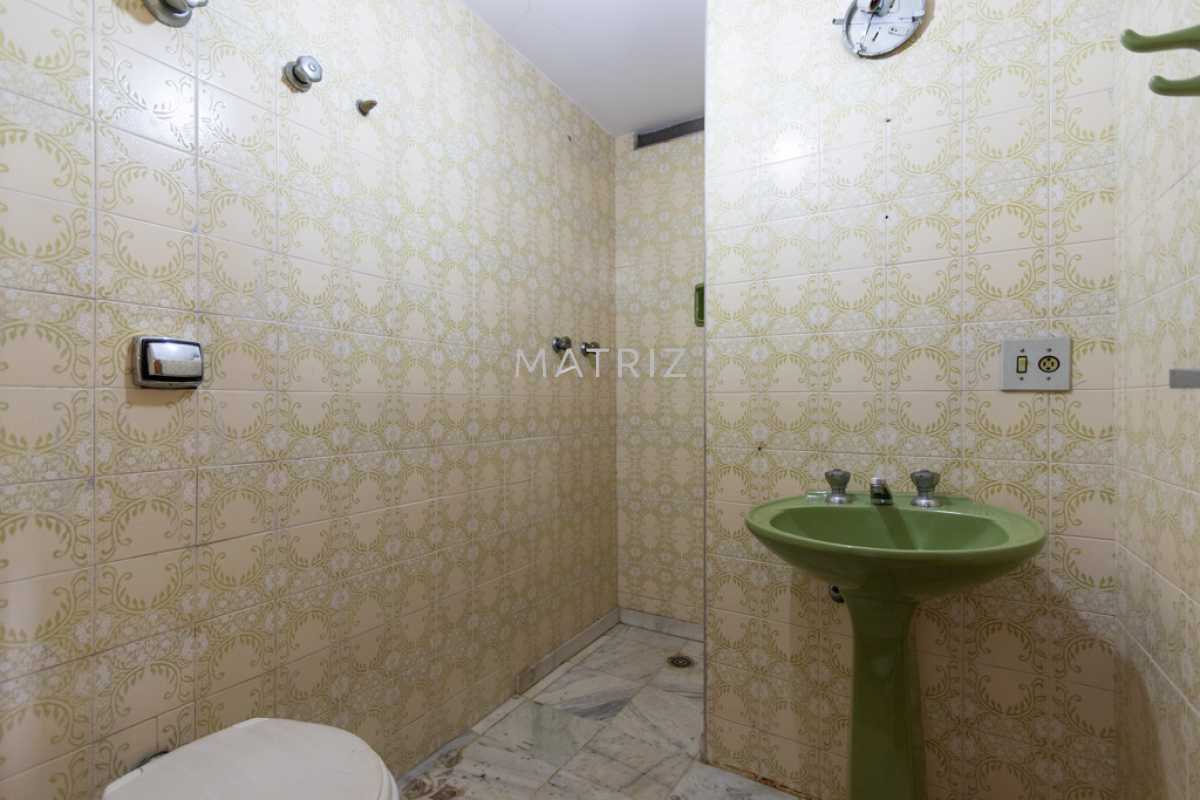 SUITE - 17