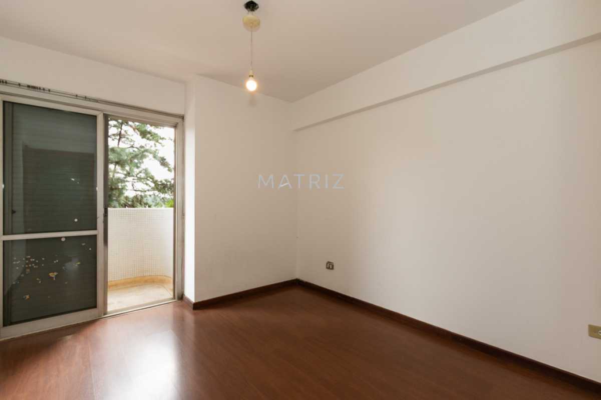 SUITE - 18