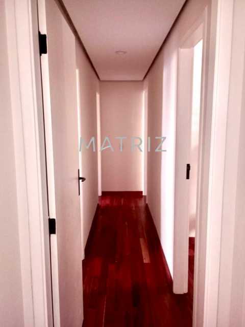 CORREDOR PARA OS QUARTOS - 8