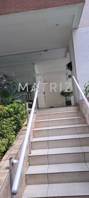 ENTRADA DO PRÉDIO - 3