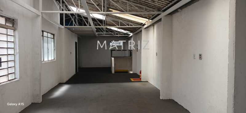 Galpão Comercial - 1