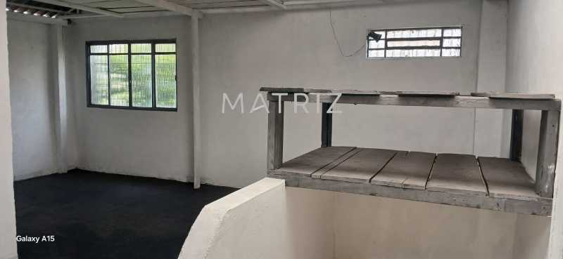 Galpão Comercial - 4