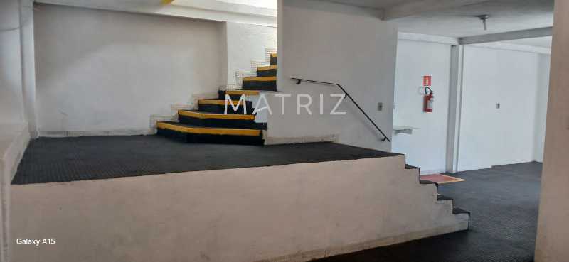 Galpão Comercial - 10