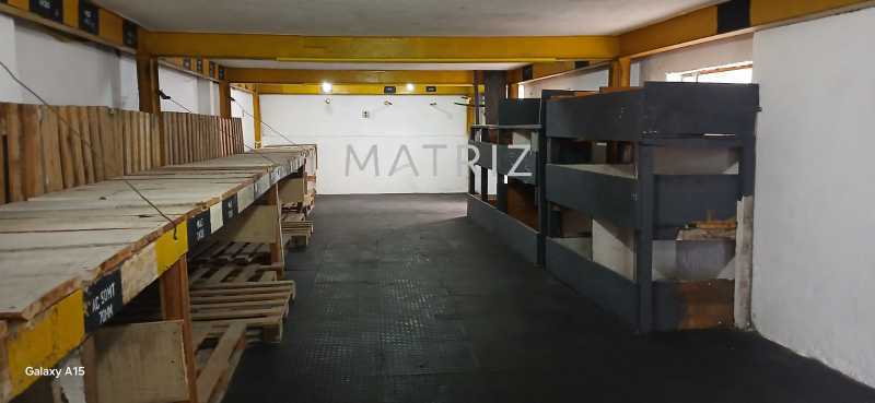 Galpão Comercial - 16