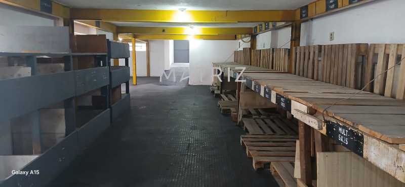 Galpão Comercial - 18