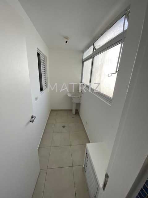 AREA DE SERVIÇO - 13