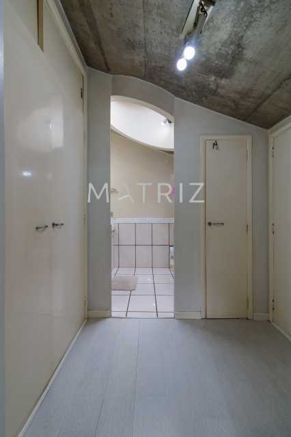 SUITE - 7