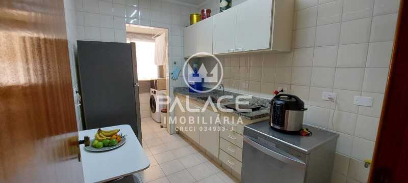 PAAP10024 Petinelli 25. - 5