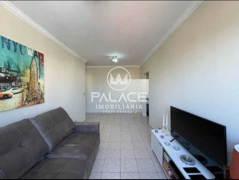 PAAP10024 Petinelli 37. - 2