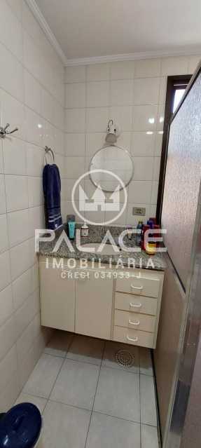 PAAP10024 Petinelli 11. - 12