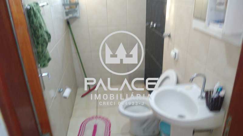 6a4a1179-d0b0-4bfb-b713-de790d - 5
