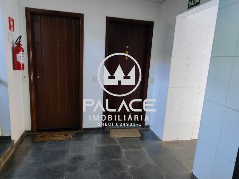 Hall externo - 4