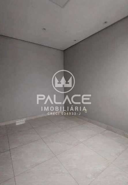 PAAP20297 Piazza Fontanella 6 - 10