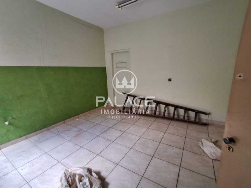 fb2070e1-6a07-418c-a136-61605e - 10