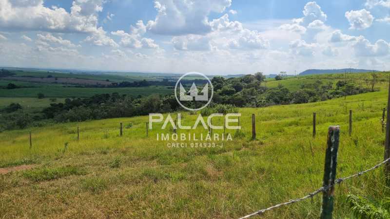 WhatsApp Image 2025-02-21 at 1 - 17