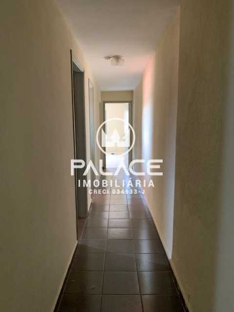 17355_G1733861679 - 4