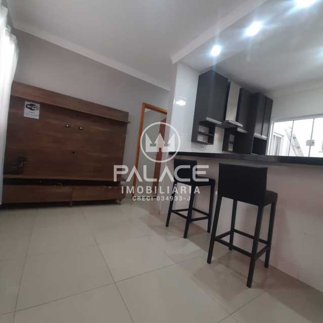 dee7a2ce-0700-4021-bfa4-15ab35 - 21