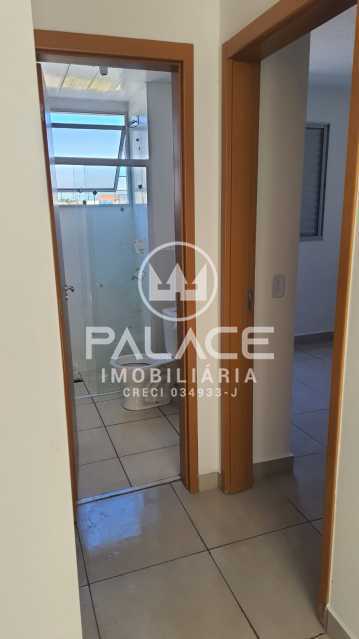 d2b4d049-e27a-414b-bcb8-d4618b - 16