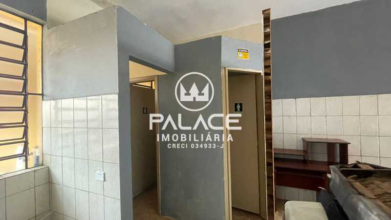 17379_G1734119518 - 2