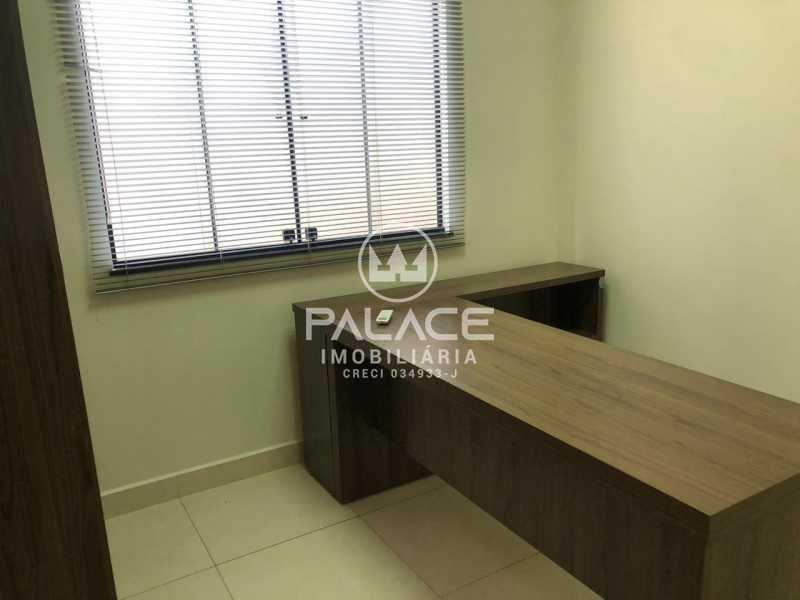 16 - SALA. - 17