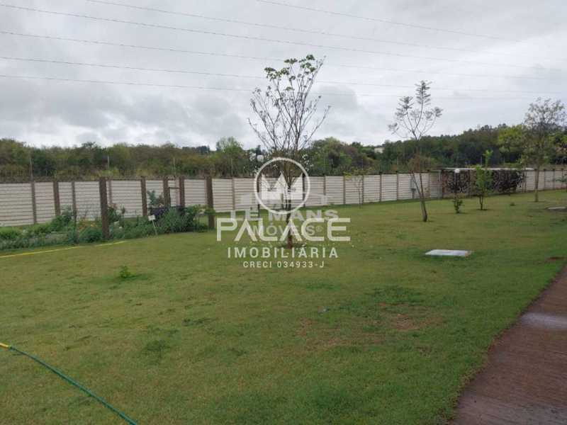 WhatsApp Image 2025-10-02 at 1 - 3