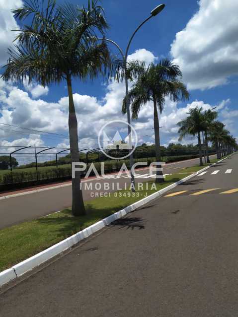 218f26cf-f2fa-44ad-a60f-db0fd5 - 13